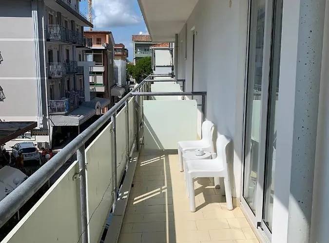 Отель Madera 3*